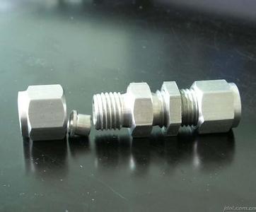 �p�������g���^